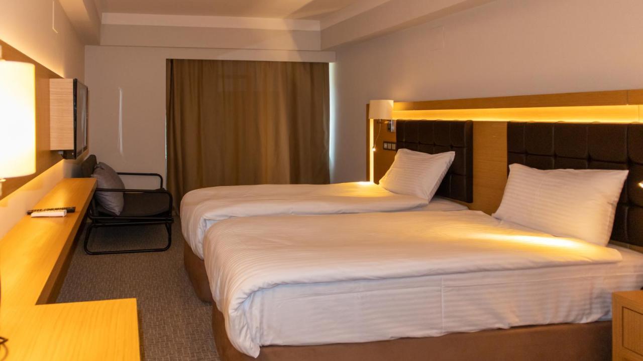Lotuspark Hotel Bursa Eksteriør billede